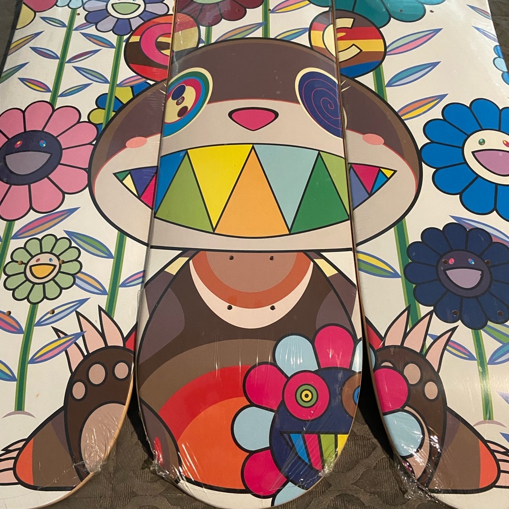 *NWT* Takashi Murakami × ComplexCon Eden
Skateboard Deck (Set of 3) *Deadstock* - Picture 4 of 13